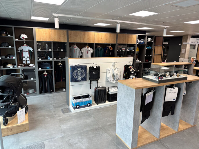 Otevřeli jsme pro vás prodejnu doplňků a příslušenství ve zbrusu novém kabátku!